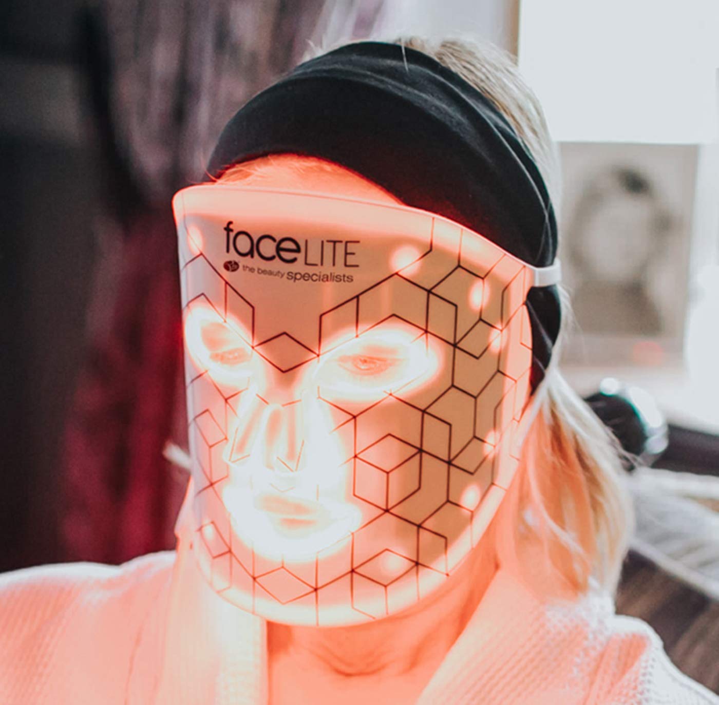 rio-facelite-beauty-boosting-light-therapy-led-gesichtsmaske image 2